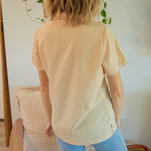 1950s Vintage Hand Embroidered Short Sleeve Blouse - Picture 7 of 13